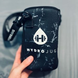 Hydro jug sleeve